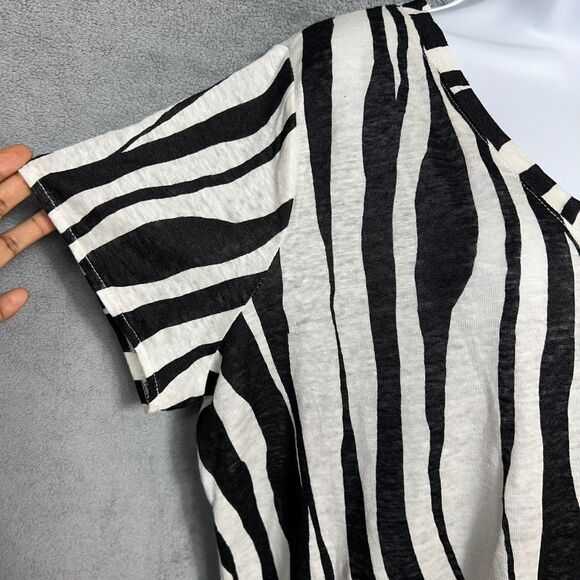 Rachel Zoe Women’s Linen Zebra Stripe Short Sleeve Top Black/White 1X - Picture 3 of 16
